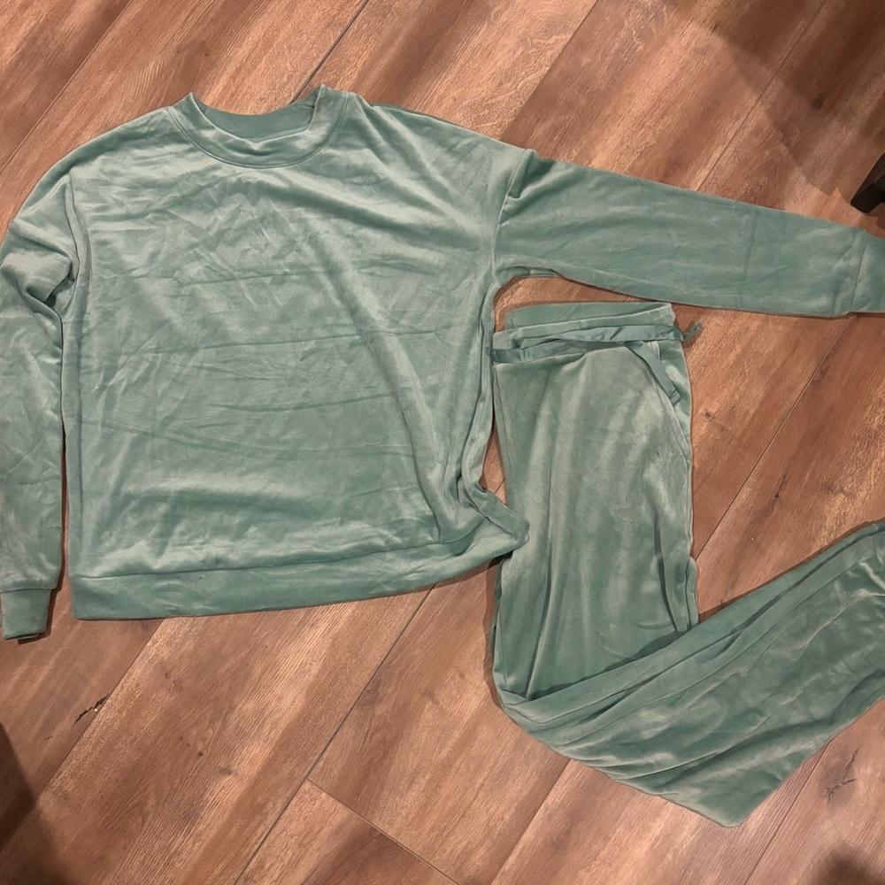 Auden Green Sleepwear Set
